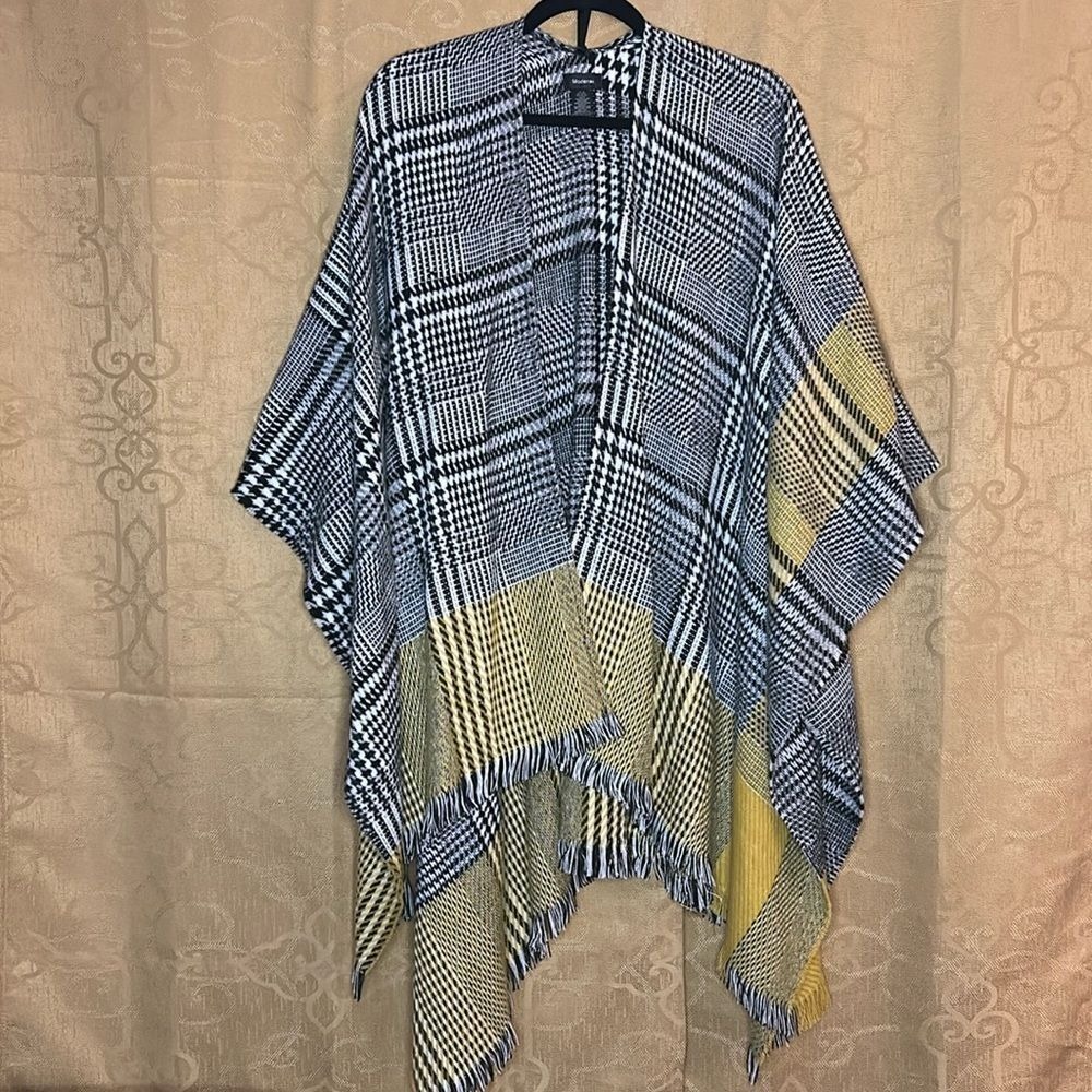 Modena Houndstooth Plaid Poncho Wrap Shawl Yellow Black White One Size Fall Cozy